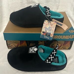 Disney Ground Up The Nightmare Before Christmas Plush Slipper/Clog YOUTH 4 NWT